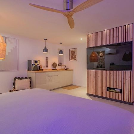Les Bains D'Eros Otel Cuers Dış mekan fotoğraf